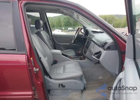 2002 Mercedes-Benz Ml 500 z USA, uszkodzony, nr VIN 4JGAB75E92A311981